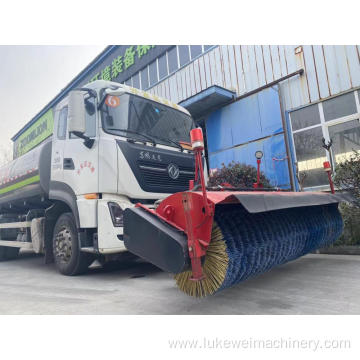 Efficient snow removal brushes for urban roads
